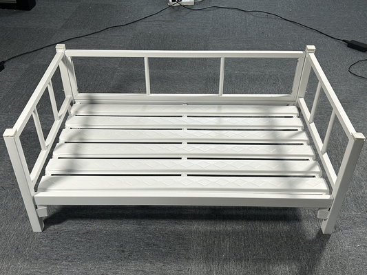 Cama elevada para perros para perros con capacidad de carga de 20-30 kg