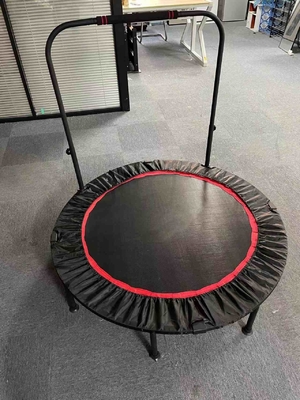 Trampolín de rebote al aire libre con carga por electroforesis