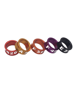 Anillo de piernas de aves de aleación de aluminio tallada con láser multicolor para marcadores de identificación de aves