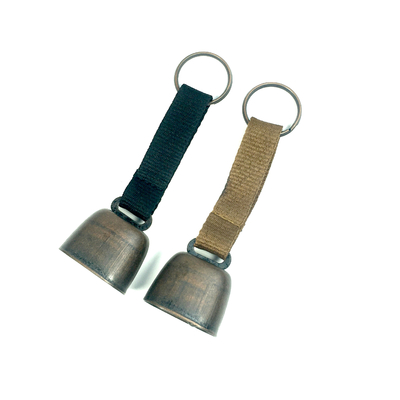 Mano de la campana de trenza Mini Perro de mascota de encantamiento de la campana de la vaca para senderismo y acampar 120mm * 35mm Marrón