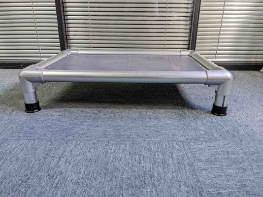 Tejido de aluminio extraíble lavable cama elevada para mascotas para una experiencia de sueño elevada