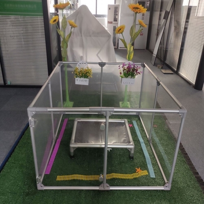 Parque de juegos de mascotas plegable portátil con paneles de acrílico extraíbles